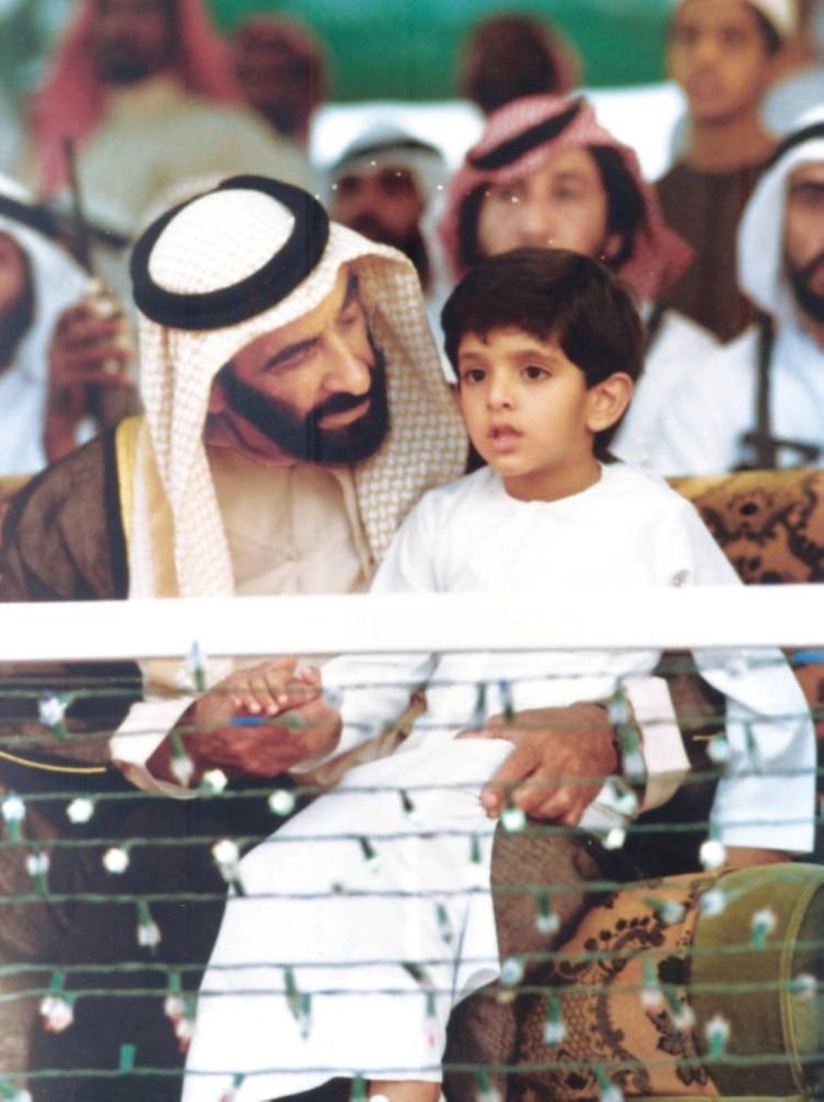 حمدان بن محمد: زايد حاضر معنا في كل إنجاز إماراتي