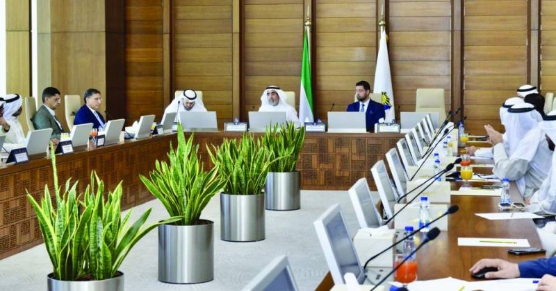 المخيال مترئساً اجتماع مجلس كلية الدراسات العليا