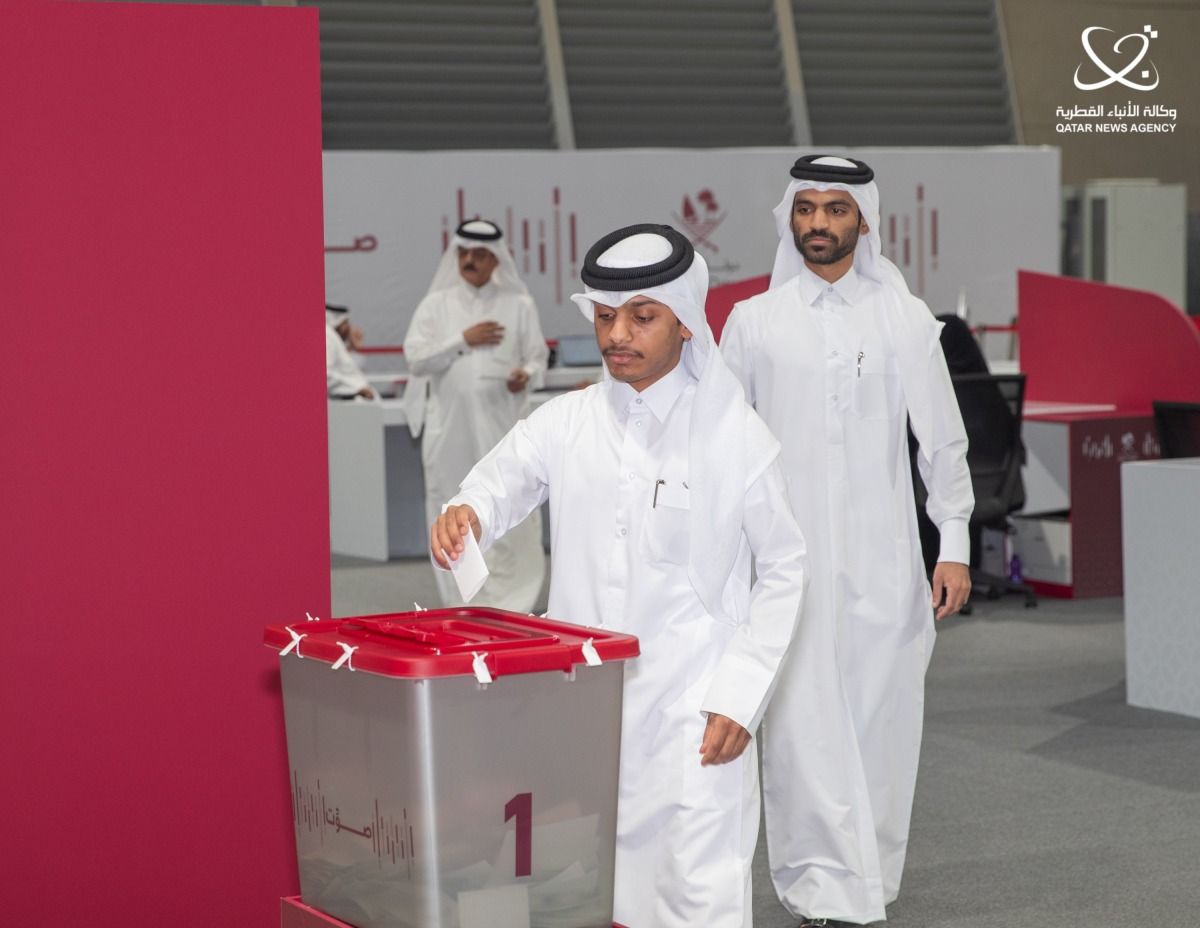 مواطنون بمقر اللجنة الأولى للاستفتاء .. التعديلات الدستورية خطوة مباركة على طريق نهضة قطر
