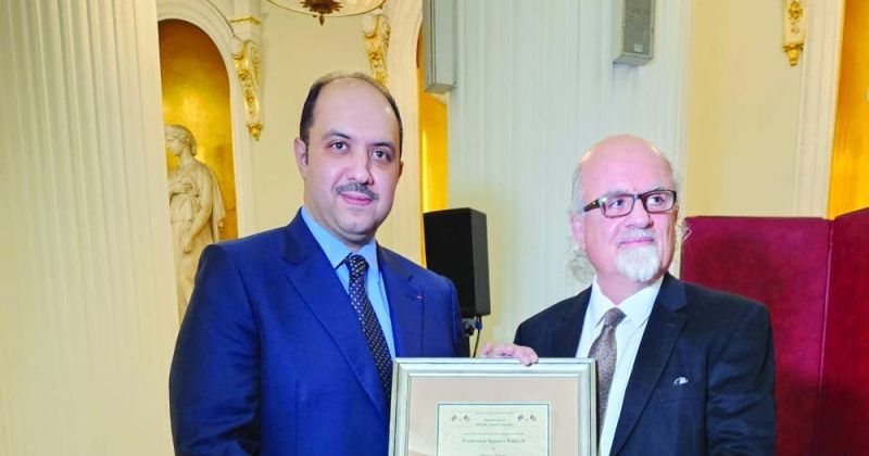 «مبرة عبدالله المبارك» تحتفي بأصحاب المؤلفات الإنكليزية عن الشرق الأوسط