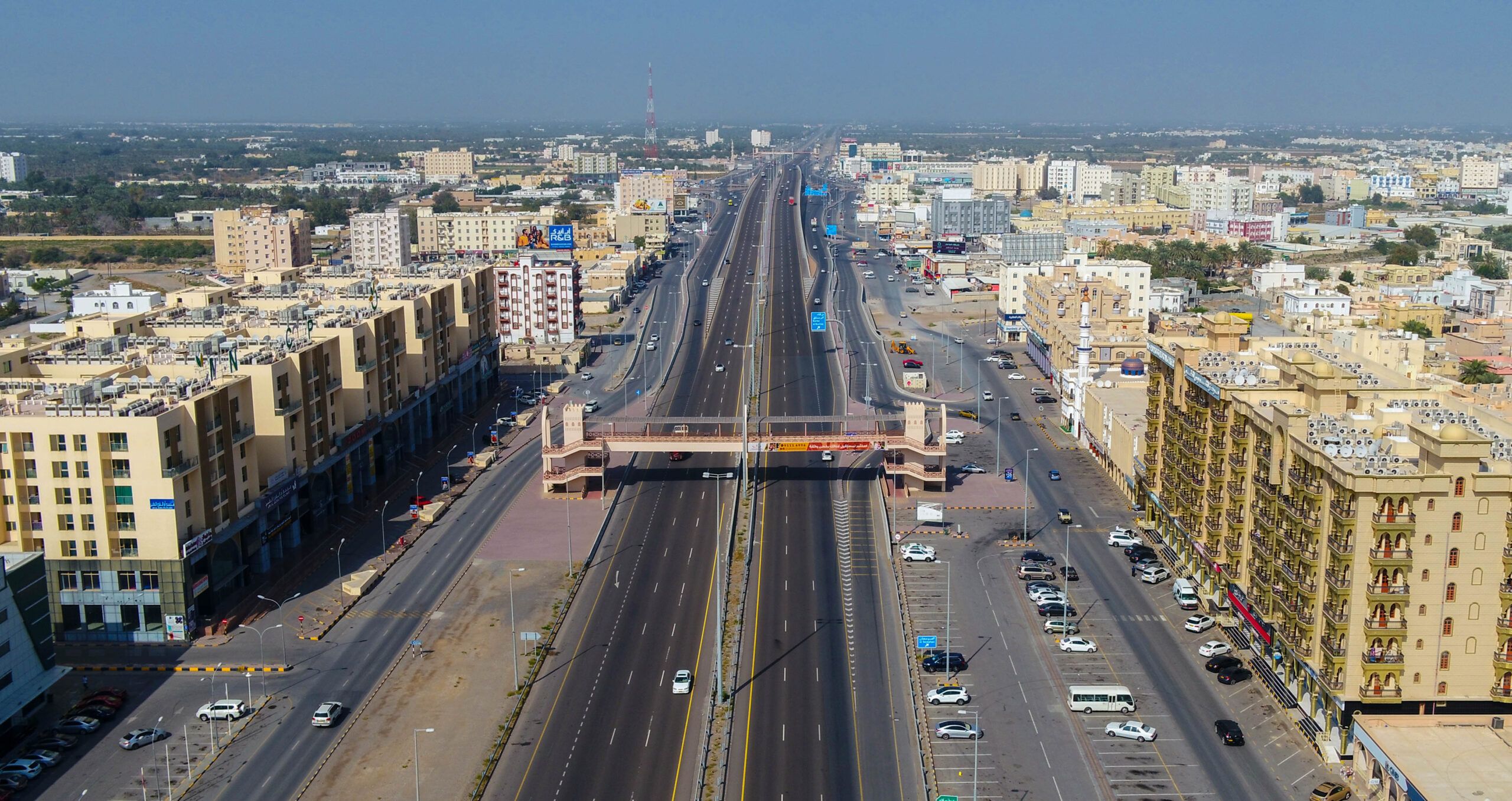 رؤية استراتيجية لتعزيز التنمية المستدامة في مختلف القطاعات بجنوب الباطنة