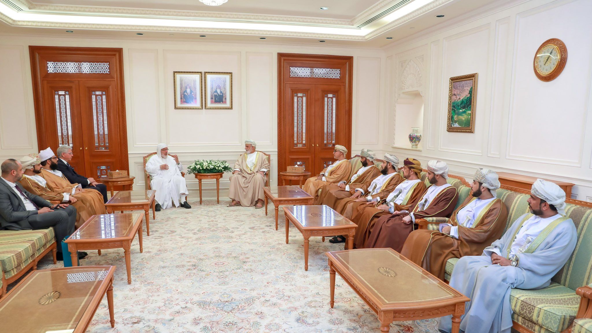 رئيس ‎مجلس الدولة يستقبل وزير الدولة عميد جامع الجزائر بالجمهورية الجزائرية