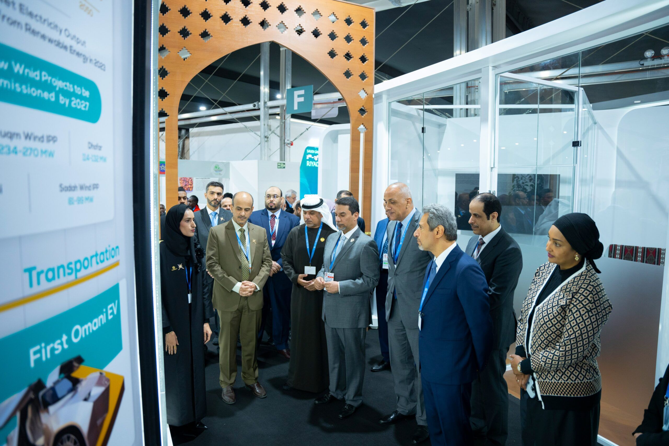 جناح سلطنة ‎عُمان يبرز مشاريع الطاقة المتجددة بقمة المناخ “كوب 29”