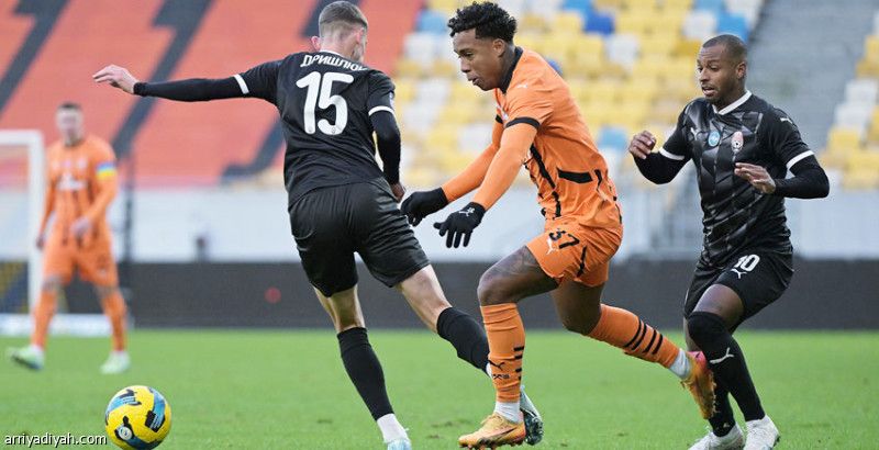 شاختار يمنح جماهير بايرن تذاكر مخفضة