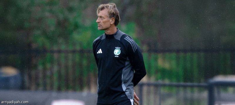 الأخضر في جاكرتا.. مجموعتان والشنقيطي يتدرب منفردا