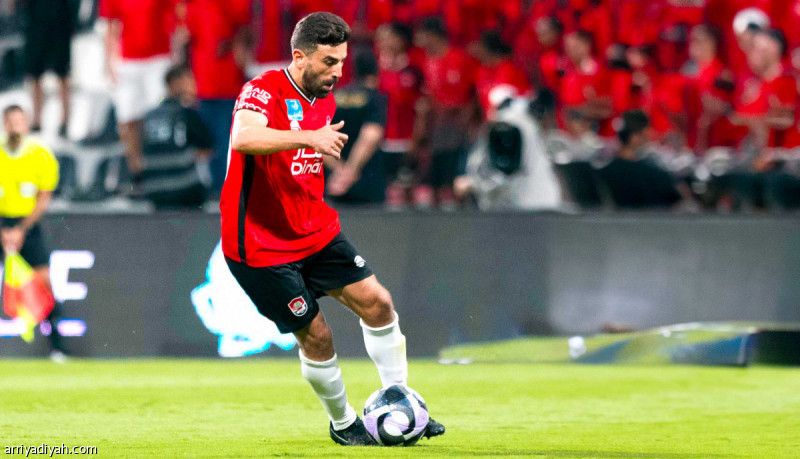 الأربعاء في برشلونة.. كوجات يرمم ركبة فوزير