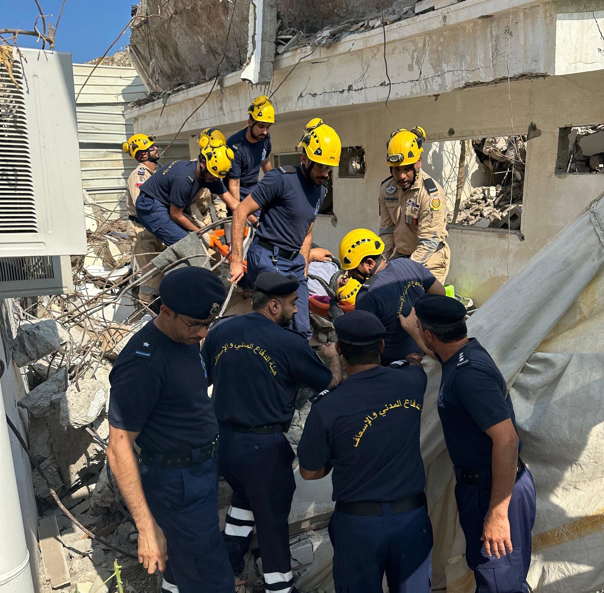 إصابة شخص في حادث انهيار مبنى بولاية مسقط