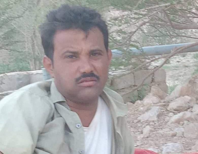 مقتل شخص وإصابة آخر باشتباكات بين مُسلّحين قبليّين في أبين 