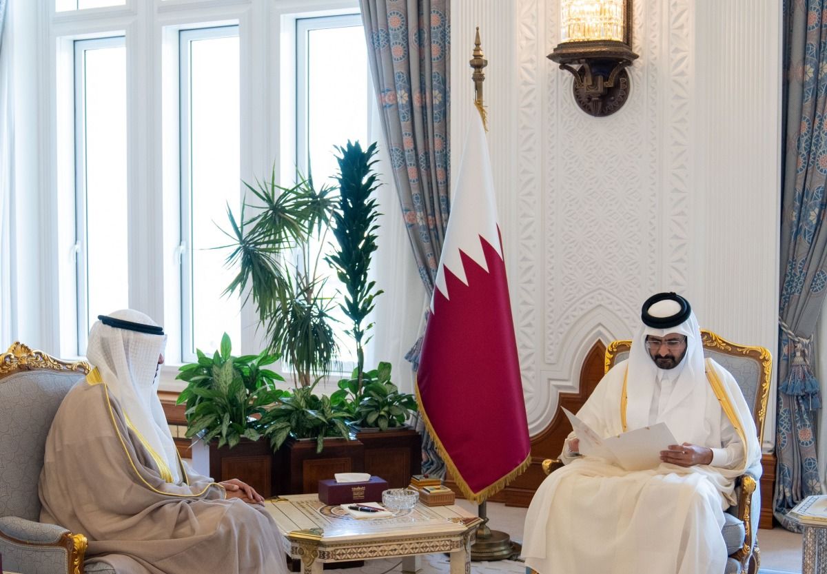 سمو الأمير يتلقى دعوة من أمير الكويت للمشاركة في القمة الخليجية