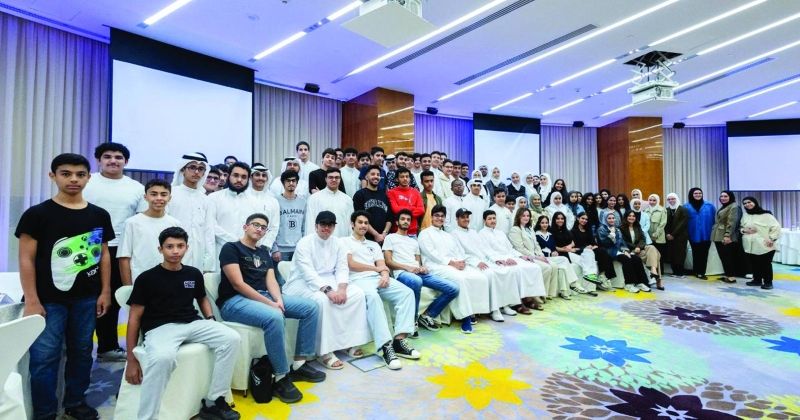 الطلبة المشاركون في الاختبار