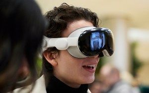 نظارات أبل الثورية تصل لبلدين جديدين أحدهما عربية