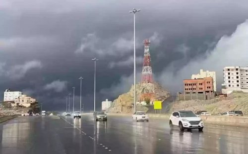 المركز الوطني للأرصاد یصدر تنبیهات شديدة اللهجة بشأن طقس اليوم لهذه المناطق