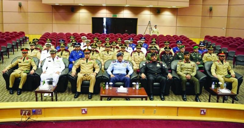 وفد من جامعة الدفاع الوطني السعودية في كلية مبارك العبدالله