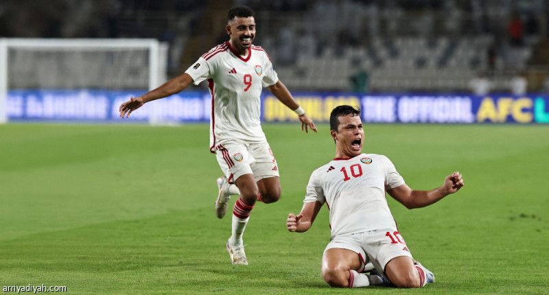 بخماسية.. الإمارات تنعش حظوظها على حساب قطر