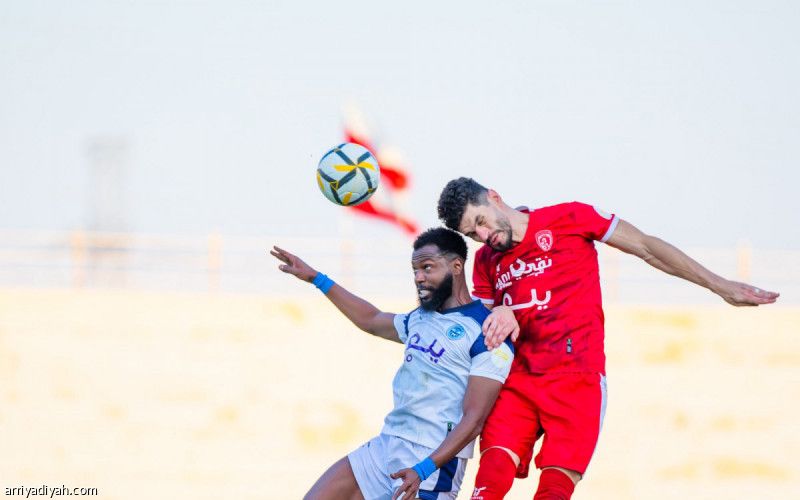 أبو يابس يرفض خسارة العربي ويحبط الباطن