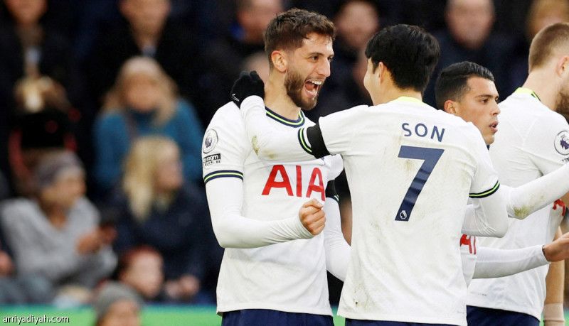 بوستيكوجلو يطالب بتقليص عقوبة بنتانكور