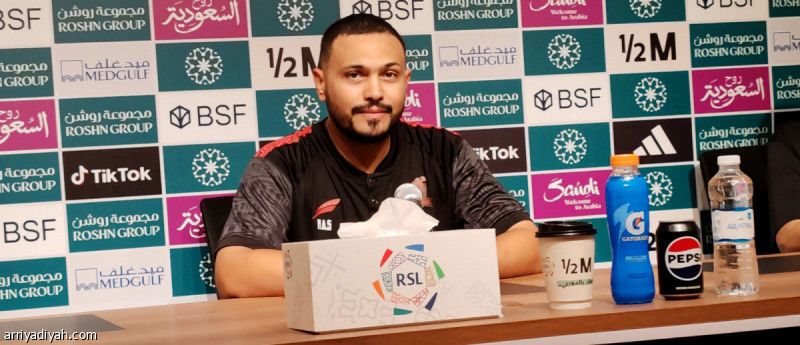 عباس: بكيت بشدة بعد الانتصار الأول