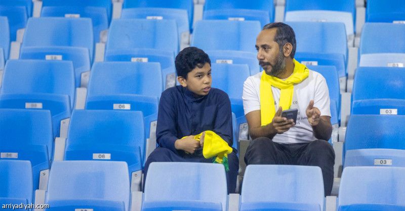 نهائي اليد يفرّغ مدرجات الخليج أمام الهلال