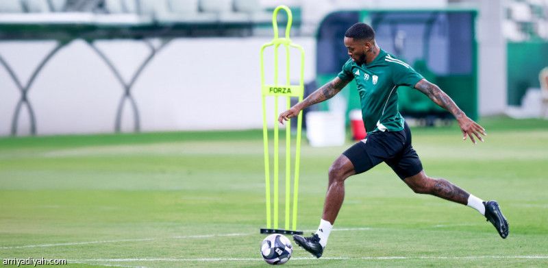 الأحد.. تحديد مشاركة توني أمام العين