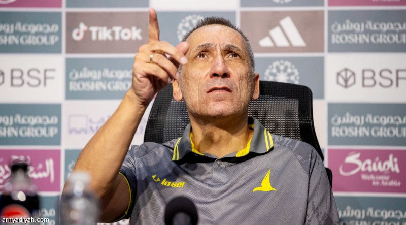 دونيس: حفزت اللاعبين خلال التوقف.. وأحبطنا هجمات الهلال