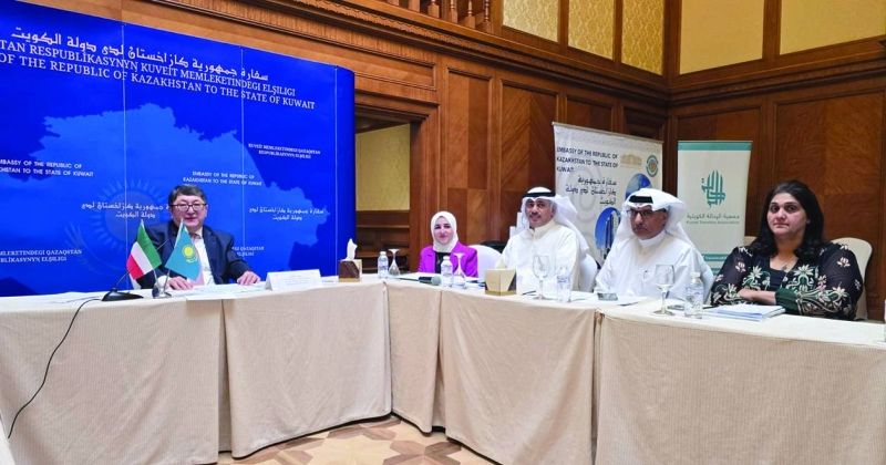 سفير كازاخستان في المؤتمر الصحافي