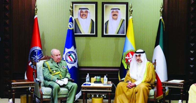 مُحادثات كويتية - جزائرية لتعزيز التعاون العسكري