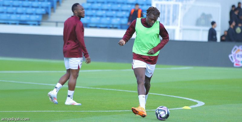 الخلود يخسر ندورام أمام الأخدود