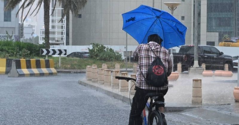 «الأرصاد»: أمطار متفاوتة الشدة وطقس مائل للبرودة مع تقدم كتلة هوائية باردة