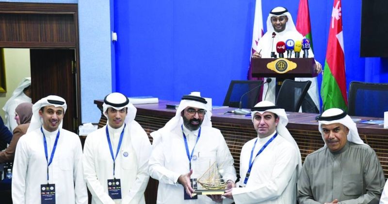 جانب من الجلسة الحوارية