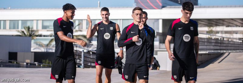 يامال يدعم تشكيلة برشلونة