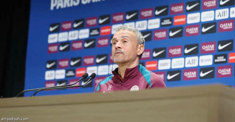 بعد الخسارة الثالثة.. إنريكي يطالب اللاعبين بالثقة