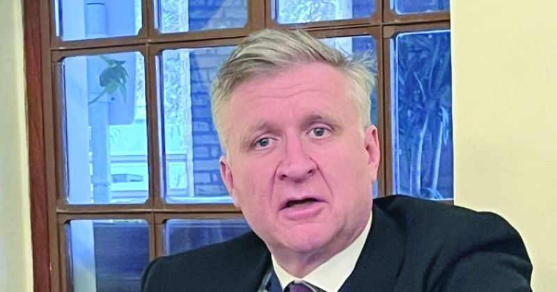 اللورد أليستر كينغ