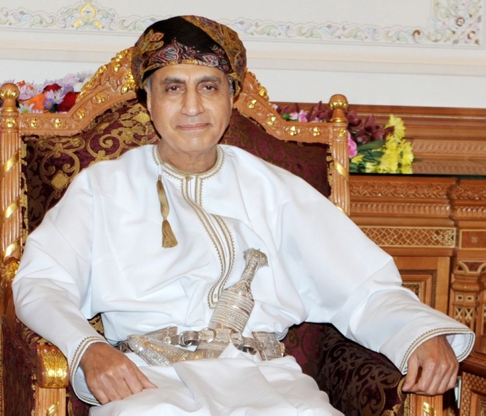 نيابةً عن جلالته.. سمو السّيد فهد بن محمود يترأس وفد سلطنة عُمان في القمة الخليجية بالكويت