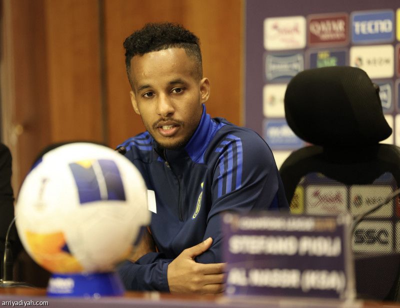 غريب: أُفضّل اليسرى.. ورهن إشارة بيولي