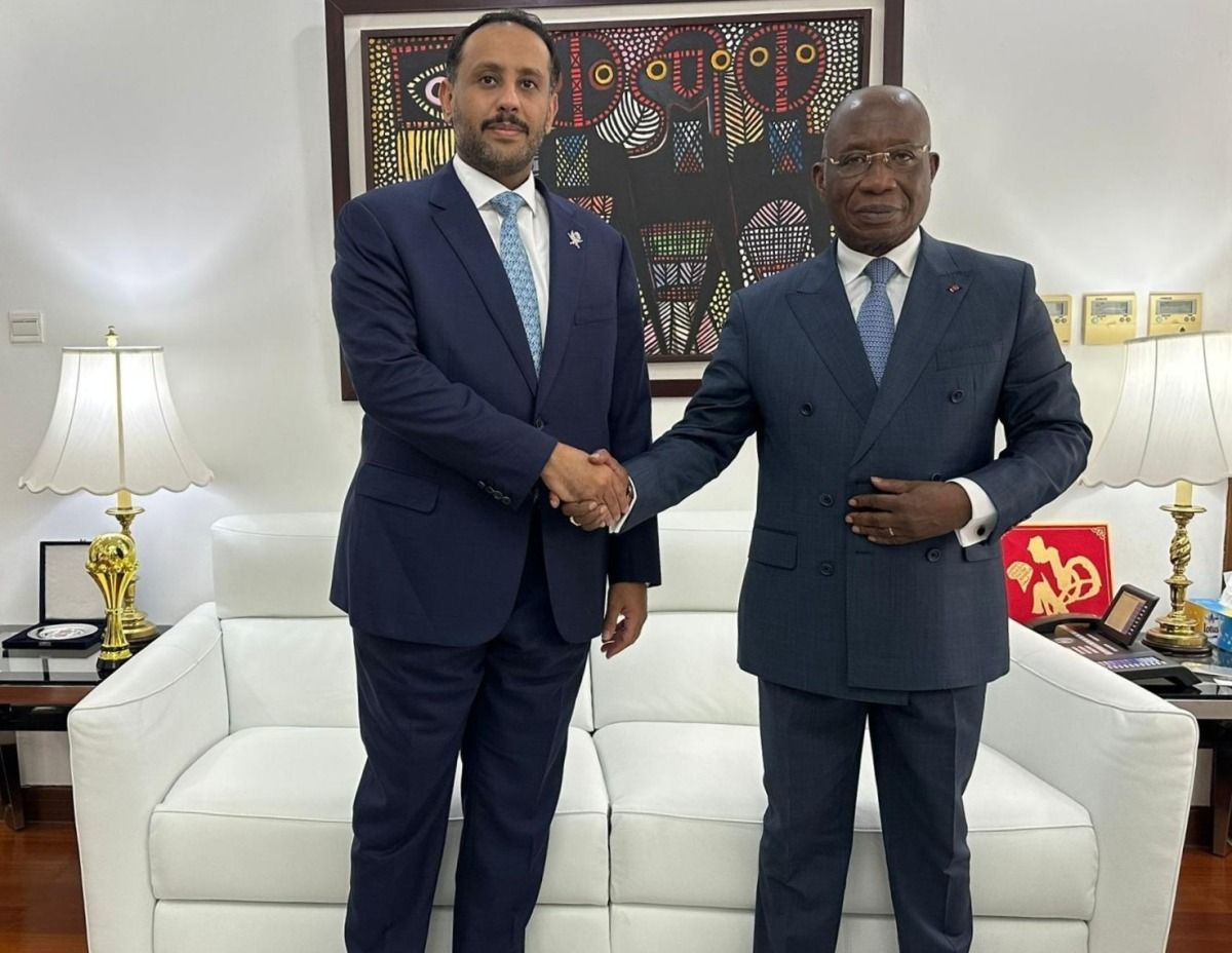 وزير الخارجية والتكامل الإفريقي والإيفواريين بالخارج يجتمع مع سفير دولة قطر