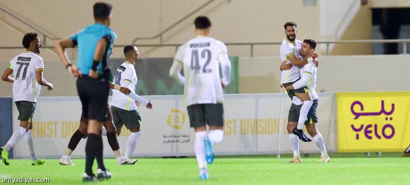 بثنائية.. الجبيل يتخطى الجبلين