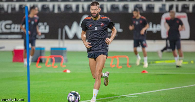 الشباب.. إصابة عضلية تجدد غياب كاراسكو