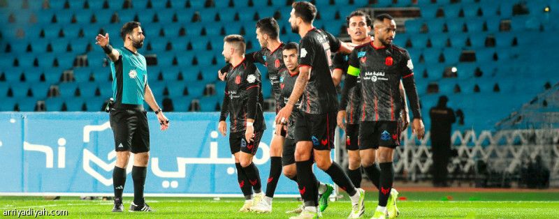 بهزيمة العروبة.. الرياض يختصر موسما كاملا