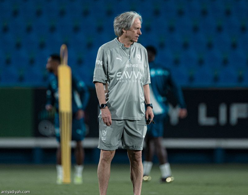 بعد الرائد.. جيسوس يريح الهلاليين أسبوعا