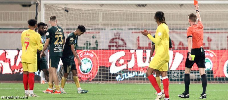 الاتحاد وفريقان ينجون من الأحمر.. وجولة وحيدة دون طرد