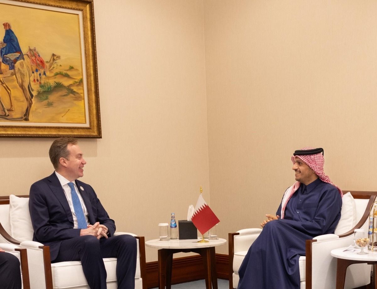 رئيس مجلس الوزراء وزير الخارجية يستقبل رئيس المنتدى الاقتصادي العالمي