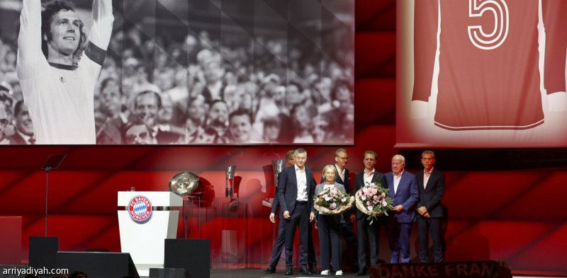 البايرن يكرم القيصر.. ويحجب الرقم 5