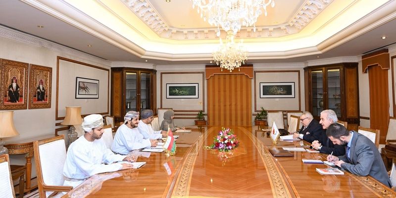 سلطنة عُمان وقبرص تعقدان جلسة مشاورات سياسية