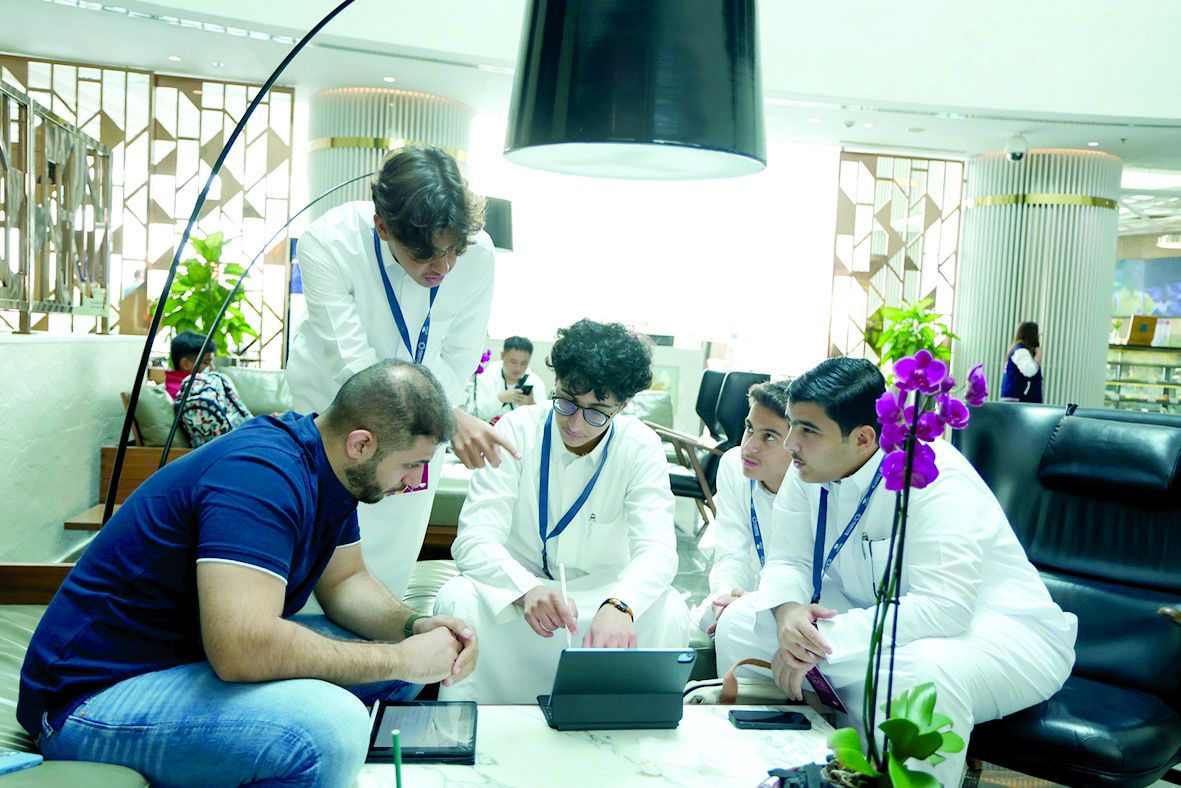 مشاركون في بطولة العالم للرياضيات: زيارة قطر تجربة ثقافية استثنائية