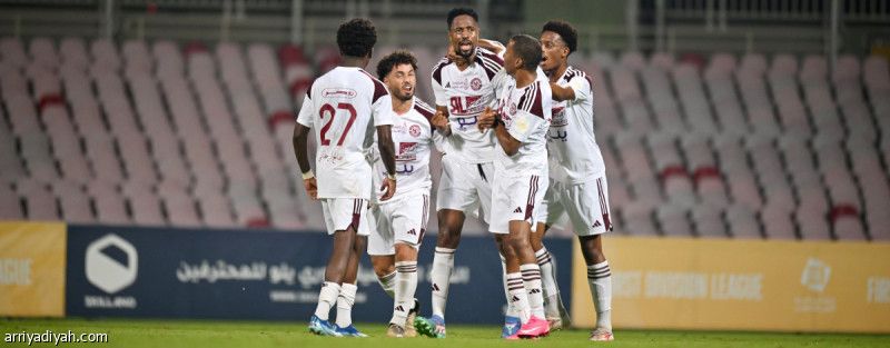 الفيصلي يكسب جدة في الوقت القاتل