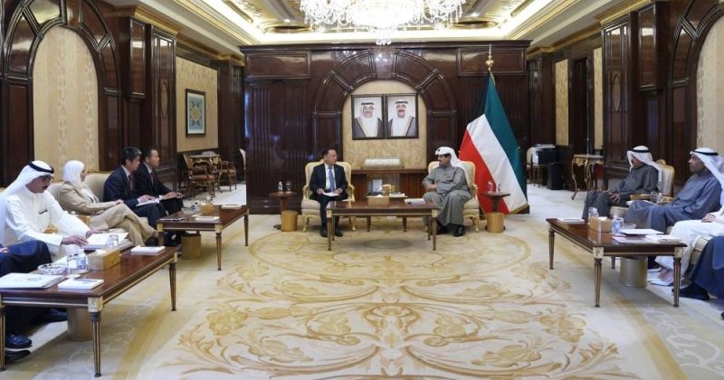 رئيس مجلس الوزراء يبحث مع السفير الصيني متابعة تنفيذ المشاريع التنموية