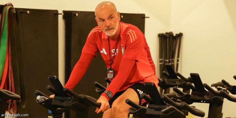 12:00 ظهرا.. النصر يواجه الرياض