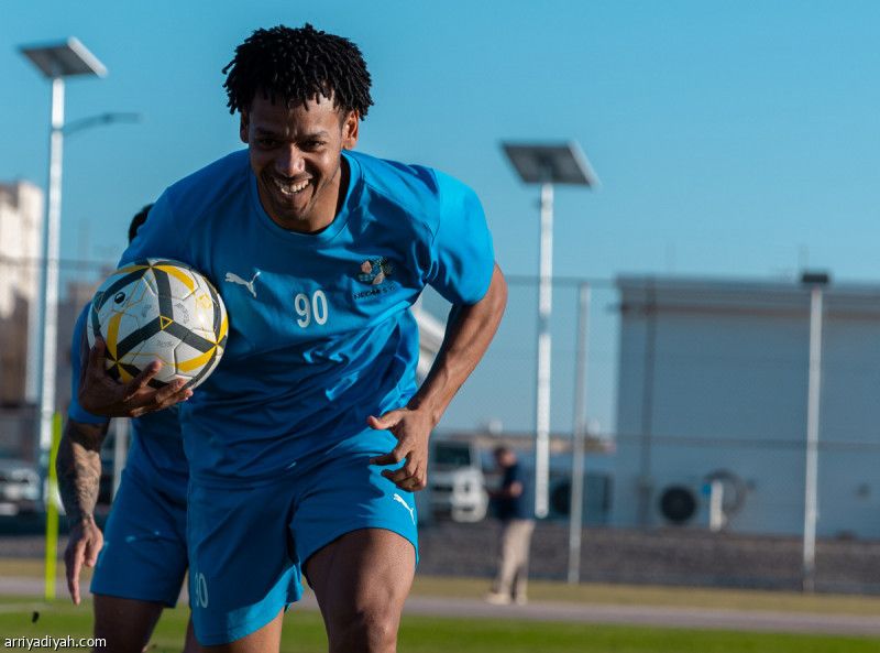 مصدر خاص: الإنجاب يوقع روما في المنشطات