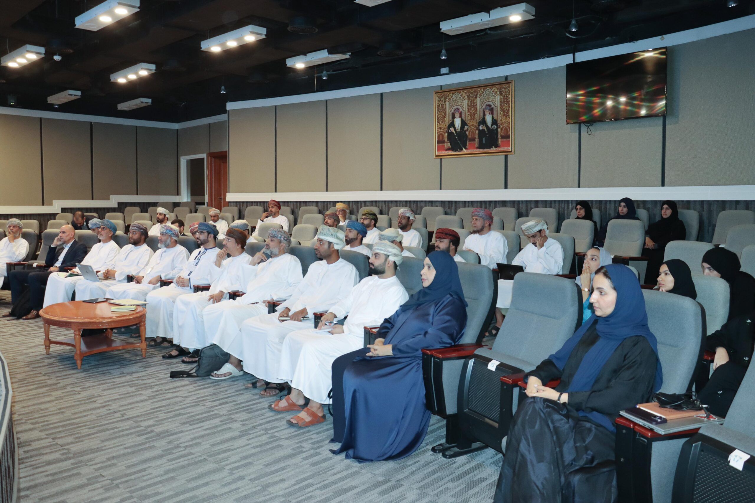 مناقشة تقرير الشفافية والبلاغ الوطني الثالث بشأن تغير المناخ في سلطنة عمان