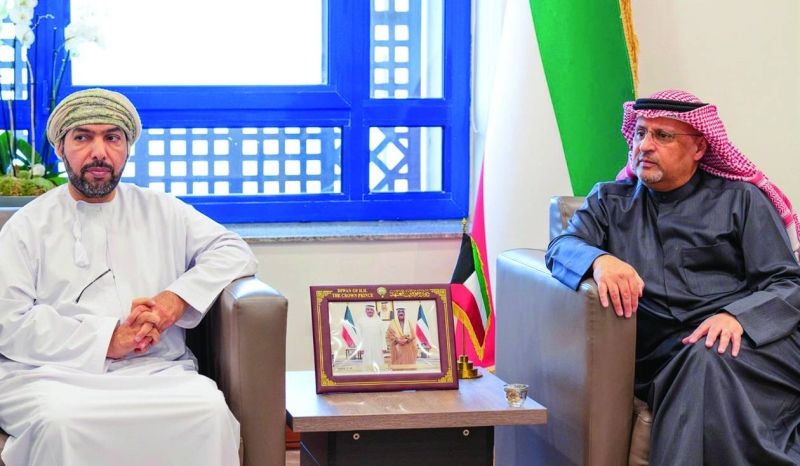 تعزيز التعاون مع عُمان ومصر في الاتصالات والتقنيات الرقمية